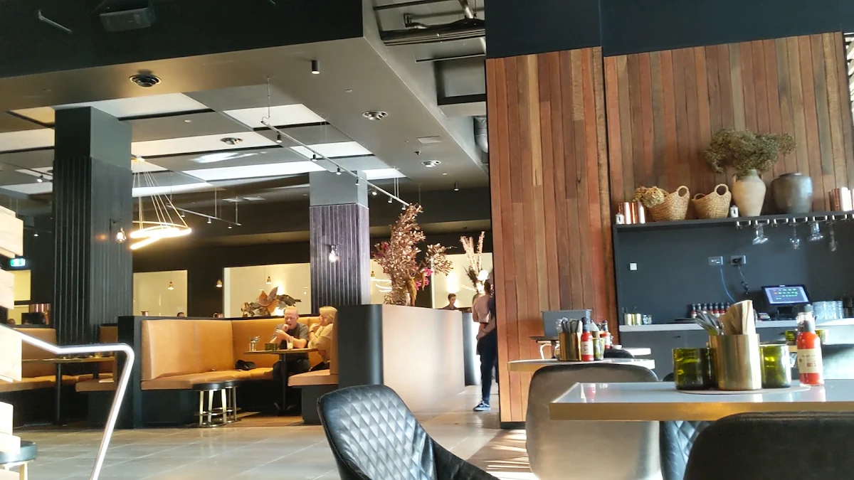 Vibe, Railway Hotel Gosford Bar & Steakhouse