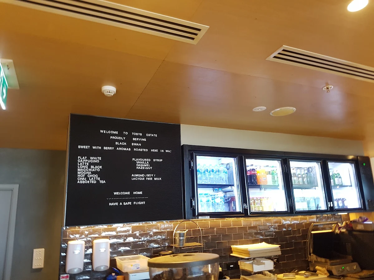 Menu, Toby's Estate