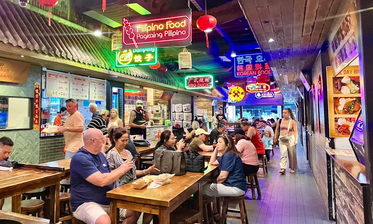 Vibe, 8 Street Harbour Town 八號胡同