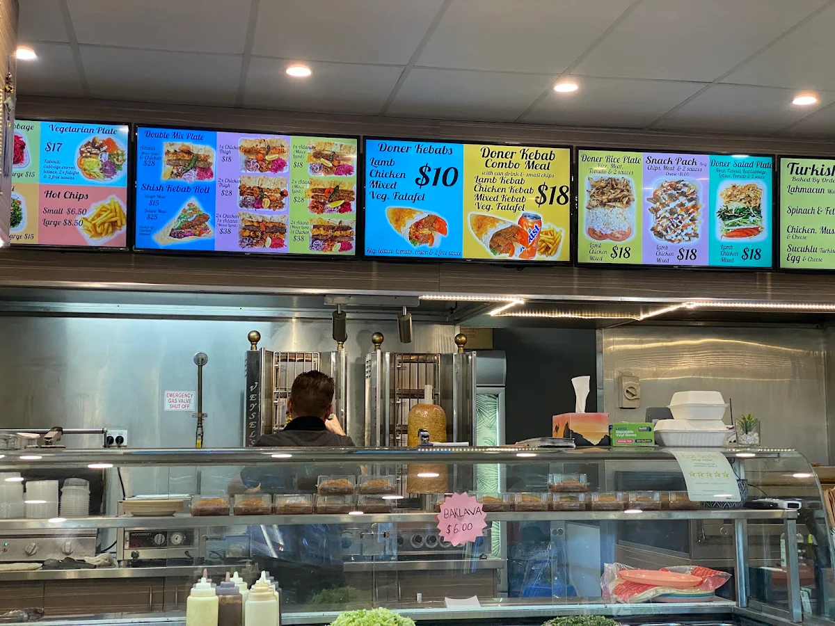 Menu, Naz Grill