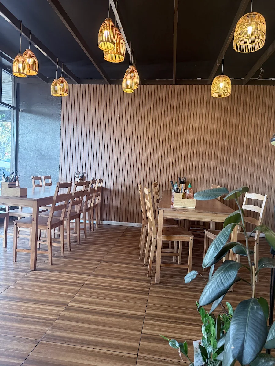 Vibe, Family Pho Geelong