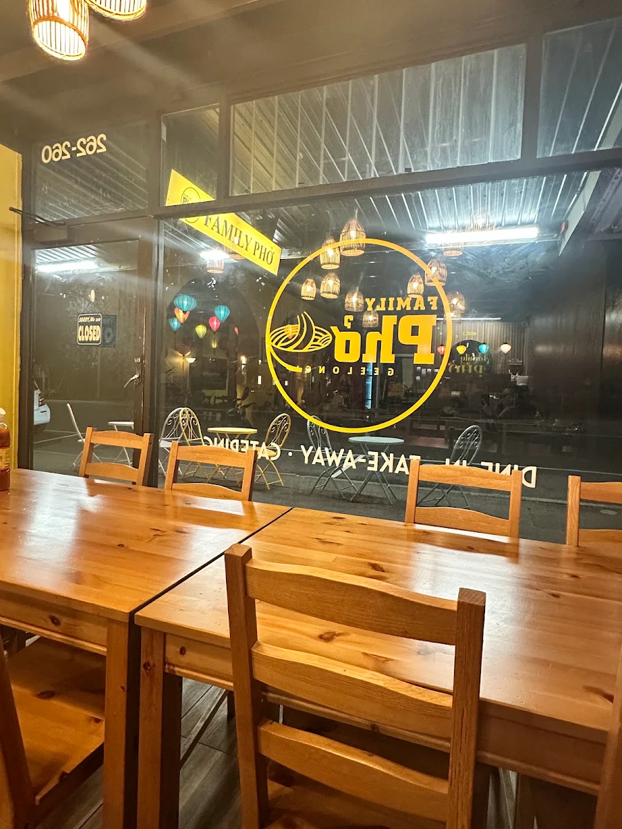 Vibe, Family Pho Geelong