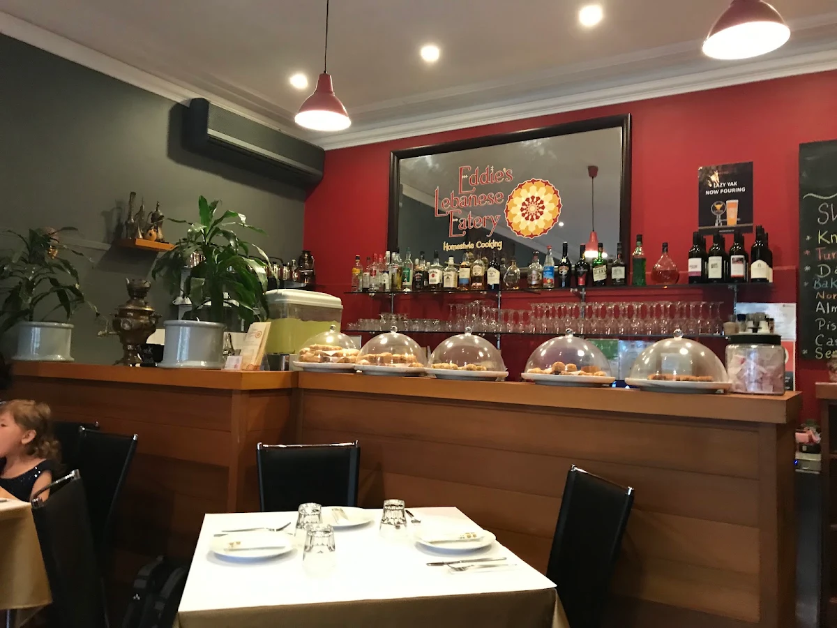 Vibe, Eddie's Lebanese Eatery
