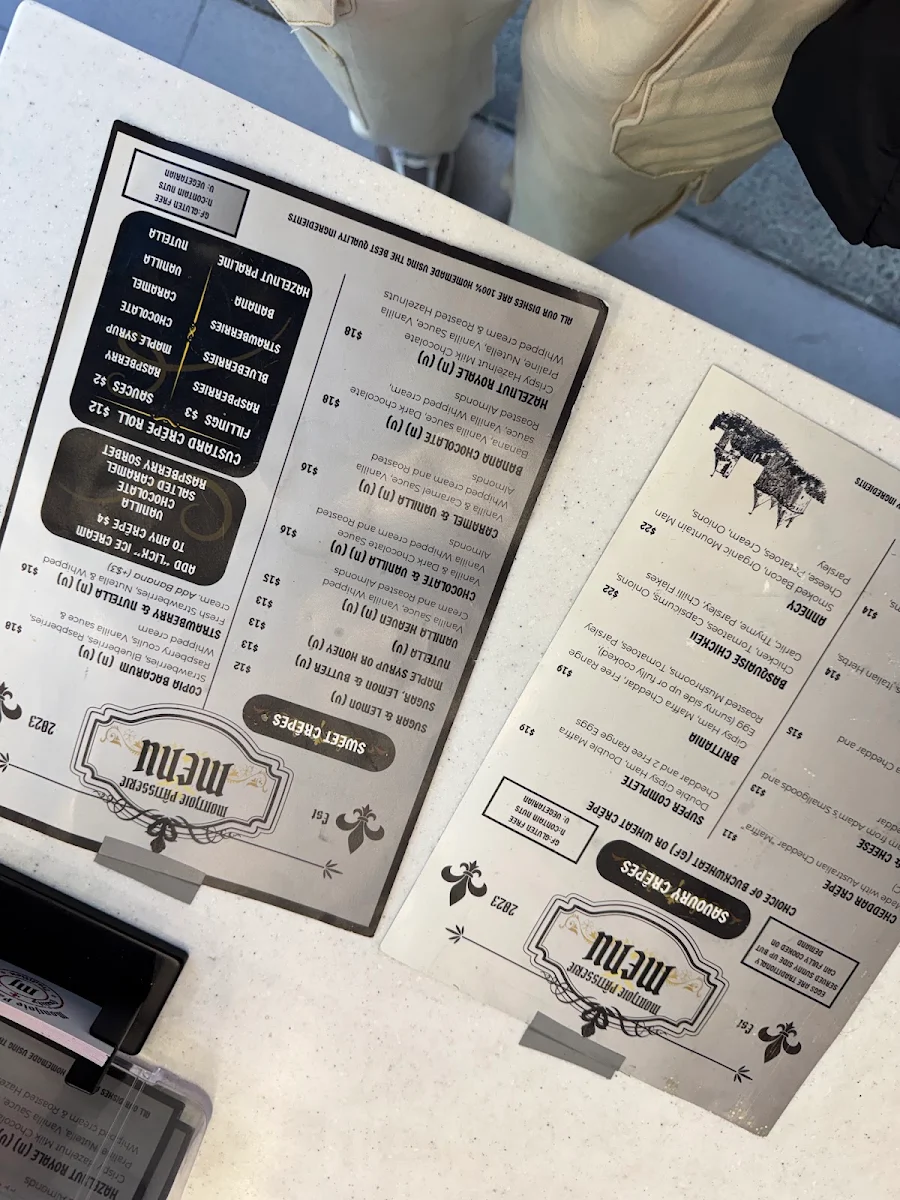 Menu, Montjoie Patisserie