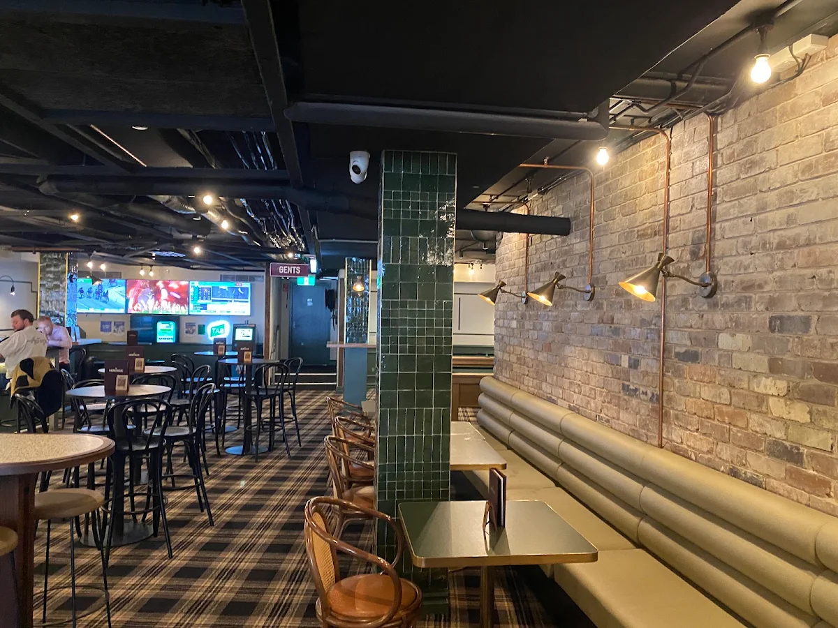 Vibe, The Montague Hotel