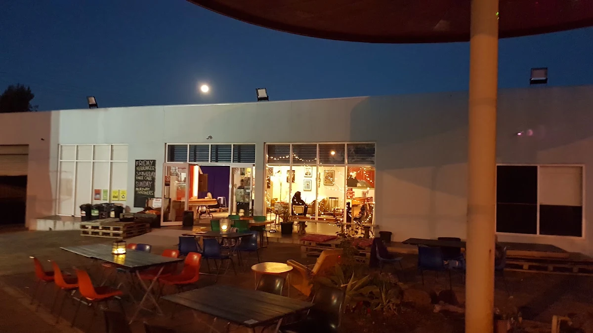 Vibe, The Servo - Port Kembla
