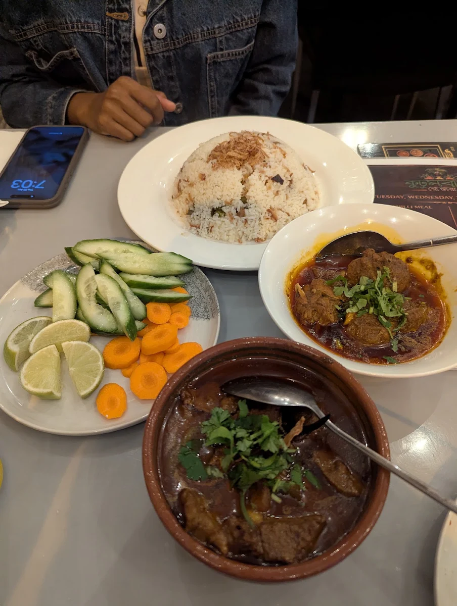 Food & drink, Kutumbari Restora