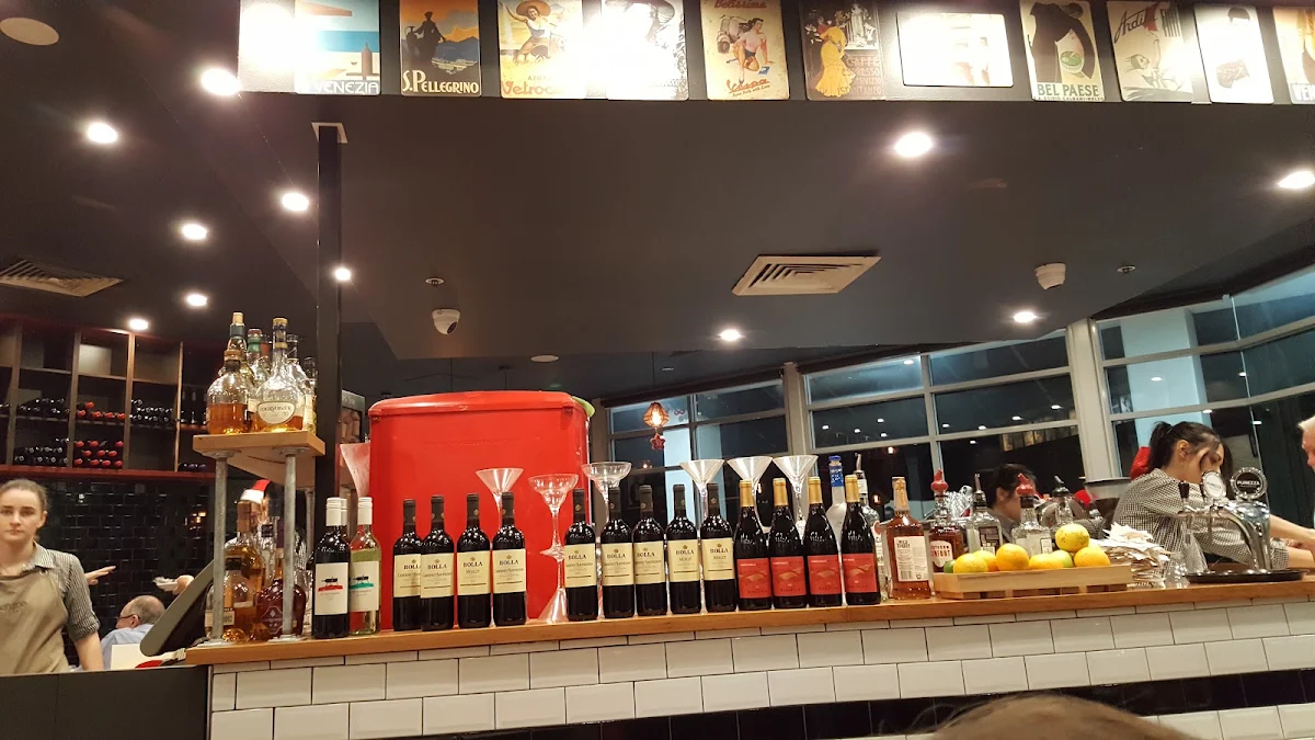 Vibe, Enzo's Cucina