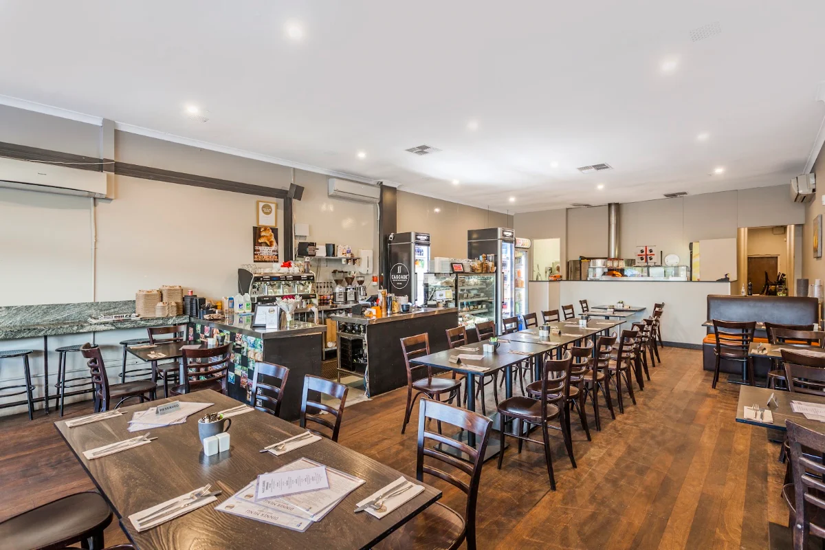 Vibe, Italian Riley's Cafe Restaurant changed to TAVOLA MOUNT PLEASANT