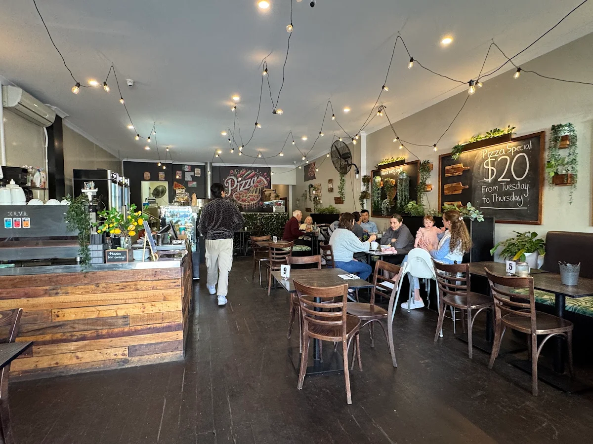 Vibe, Italian Riley's Cafe Restaurant changed to TAVOLA MOUNT PLEASANT
