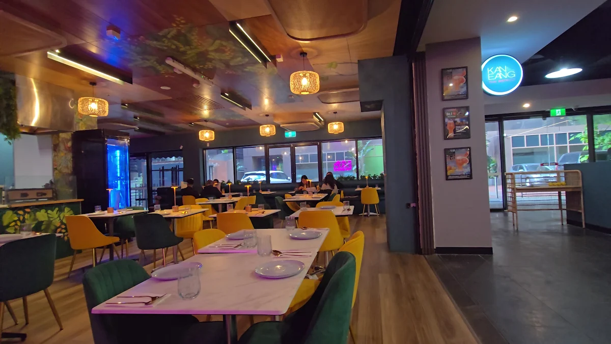 Vibe, Kan Eang Thai Bistro