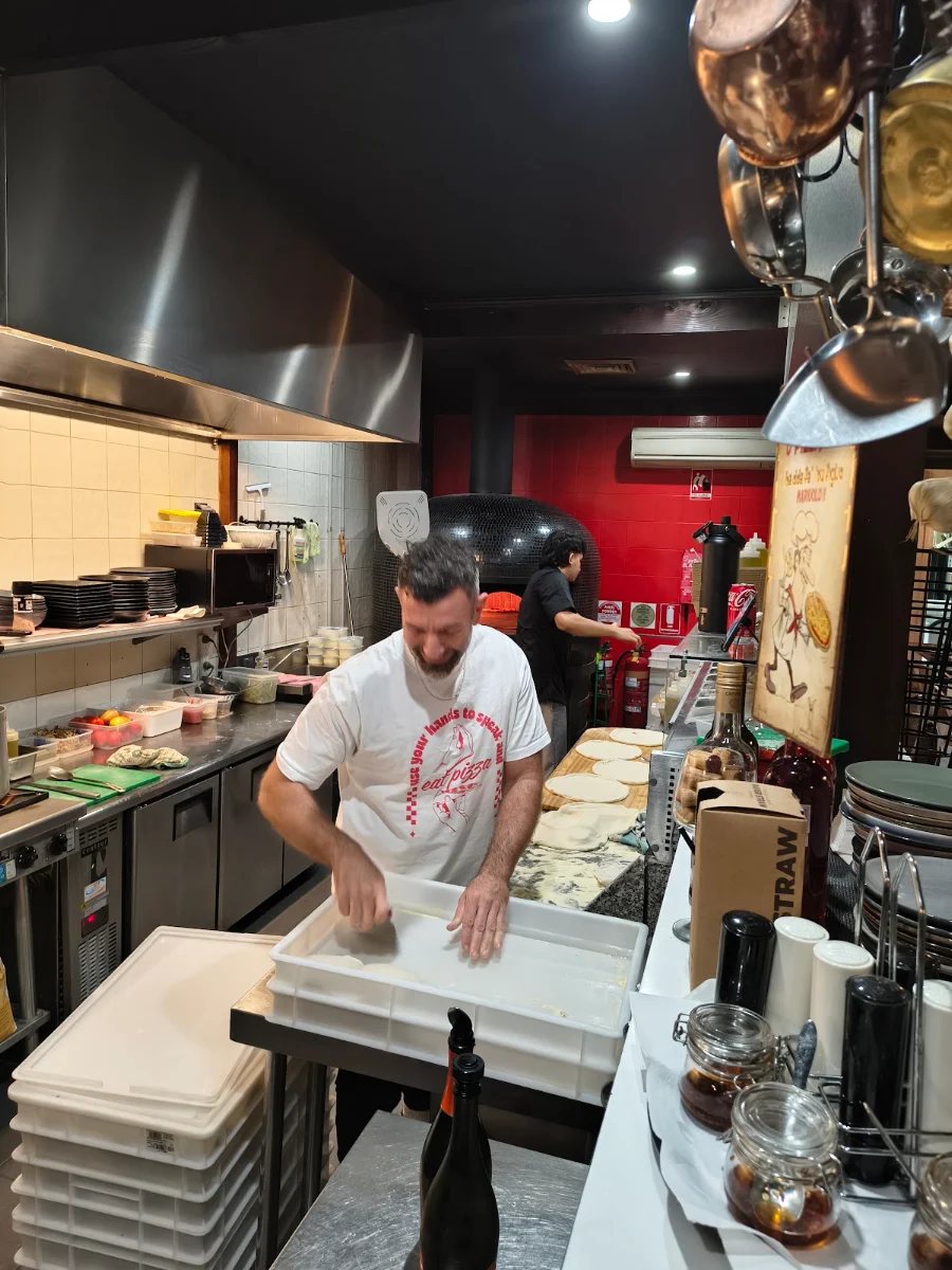 Vibe, Lil Franky Pizzeria