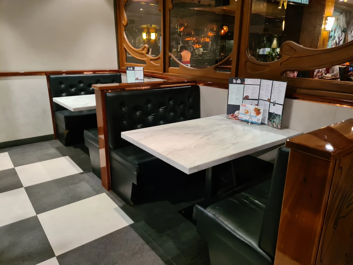 Vibe, The Pancake Parlour