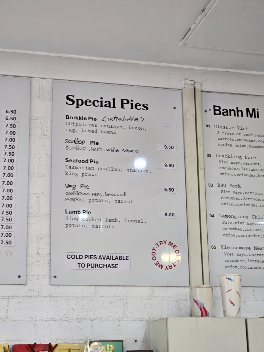 Menu, Kiama Pie Shop