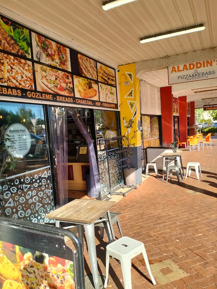 Vibe, Aladdin's Pizza & Kebabs