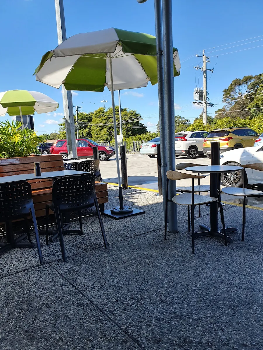 Vibe, The Laneway Green