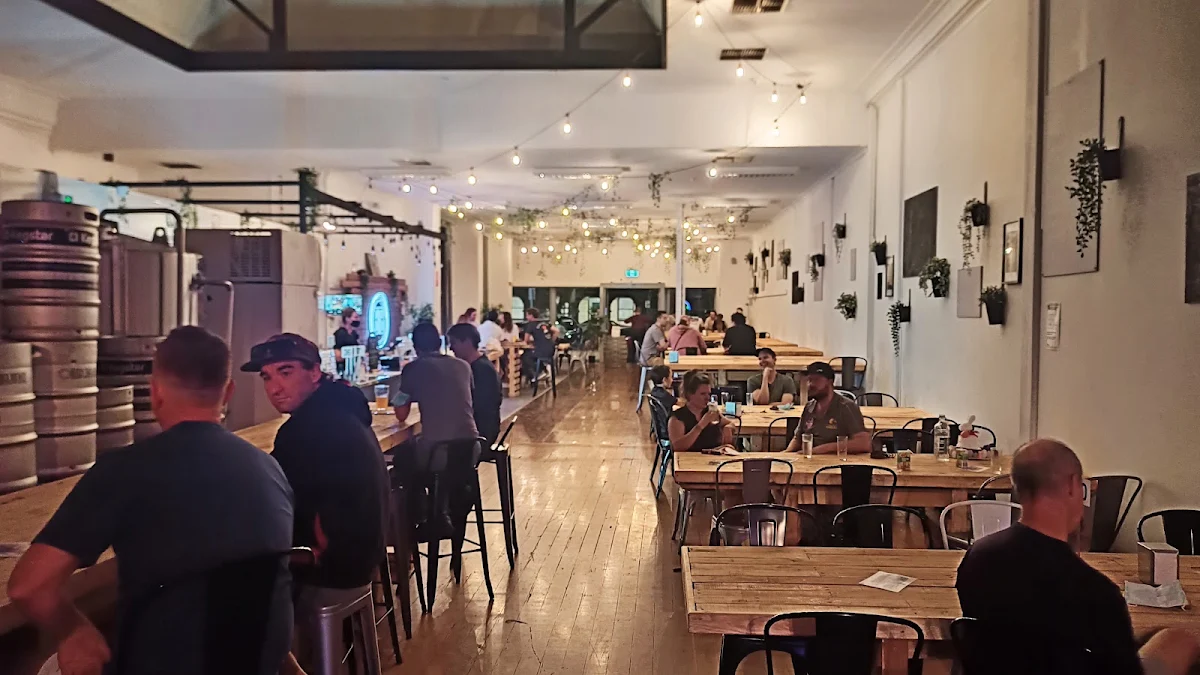 Vibe, Beaten Track Brewery