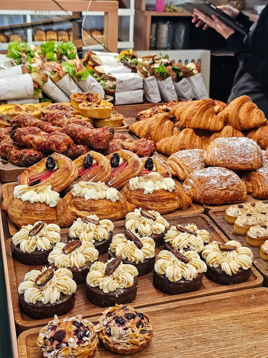Food & drink, Born & Bread Bakehouse
