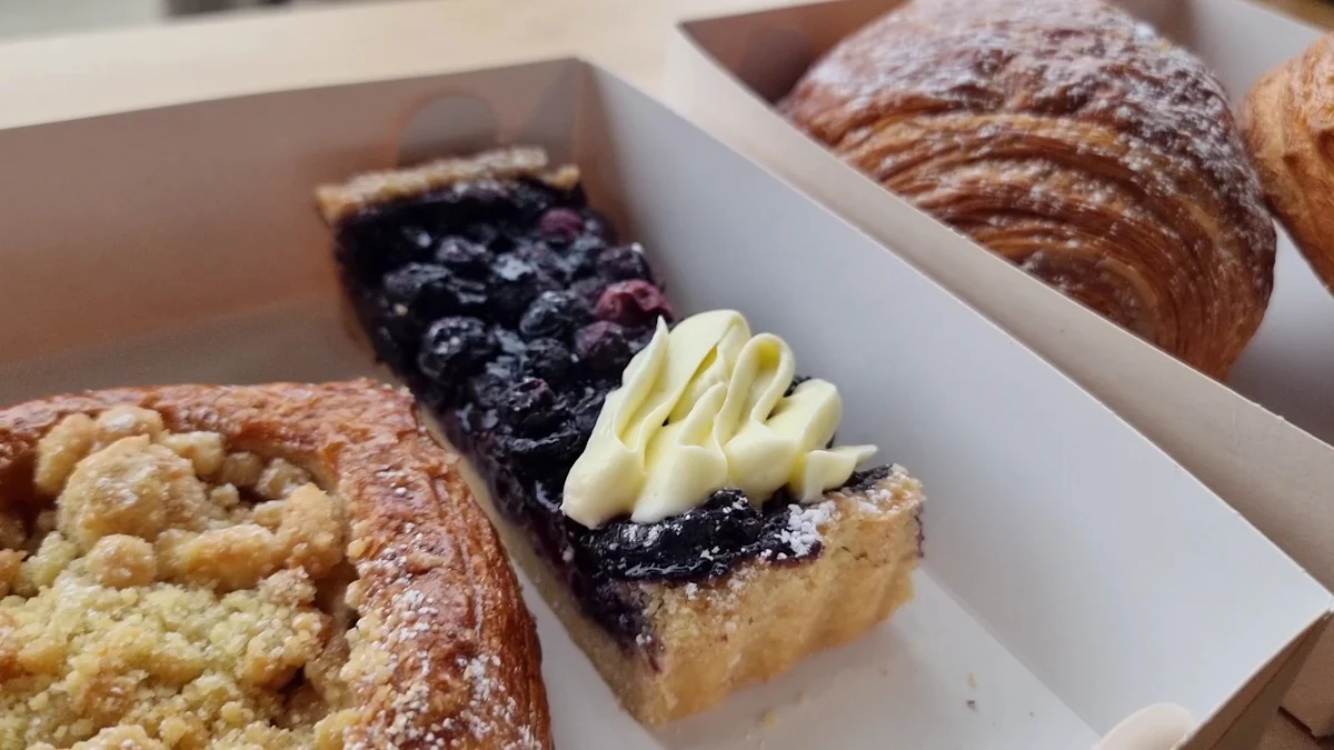 Food & drink, Born & Bread Bakehouse