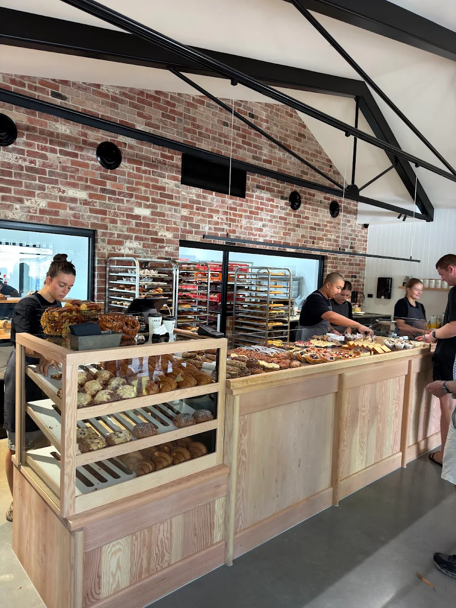 Vibe, Born & Bread Bakehouse
