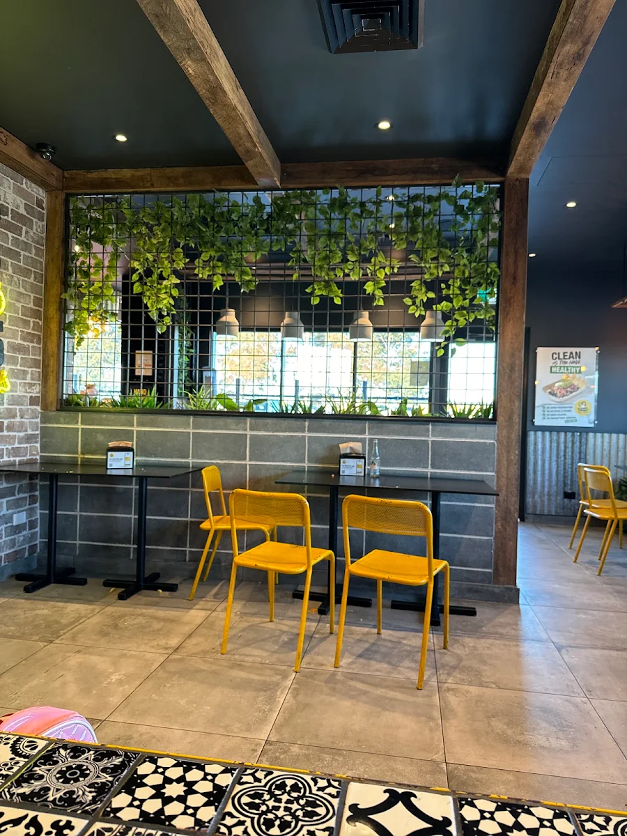 Vibe, Guzman y Gomez - Casula