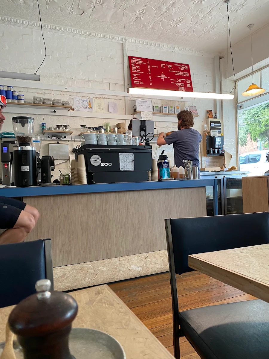 Vibe, Rat the Cafe