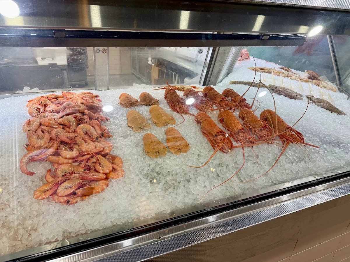 Food & drink, The Blue Lobster Fresh and Cooked Seafood