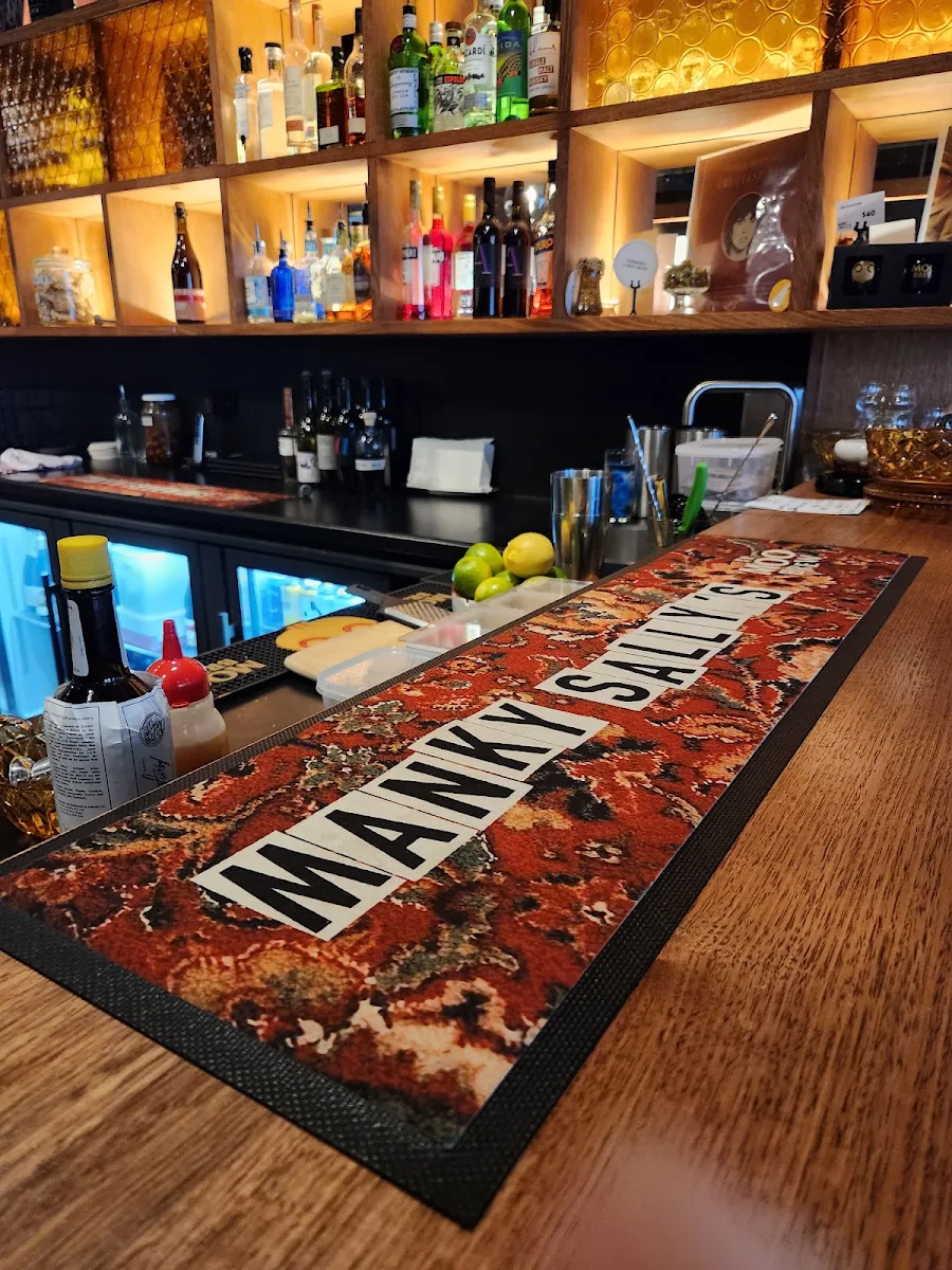 Vibe, Manky Sally's