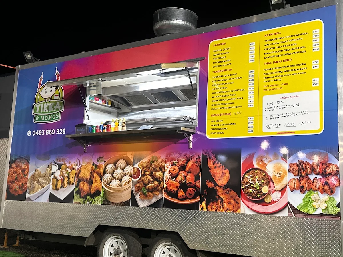 Menu, Tikka & Momos