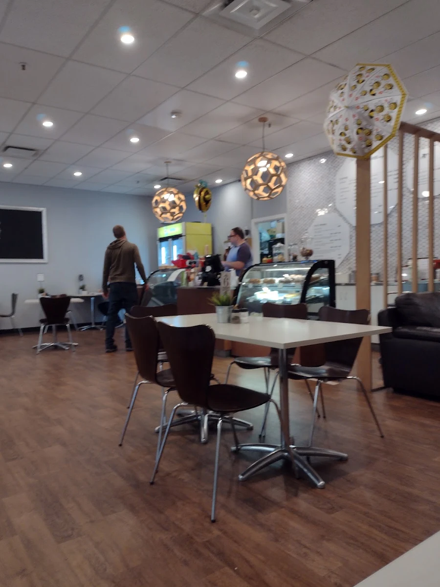 Vibe, The Honey Bee Cafe