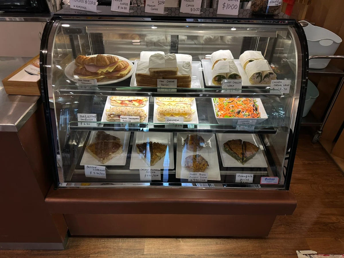 Vibe, The Honey Bee Cafe