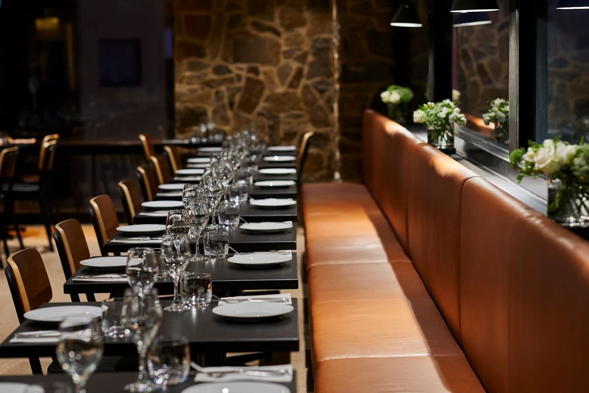 Vibe, Signature Restaurant