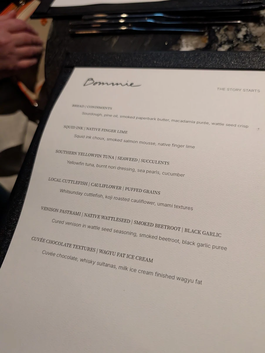 Menu, Bommie