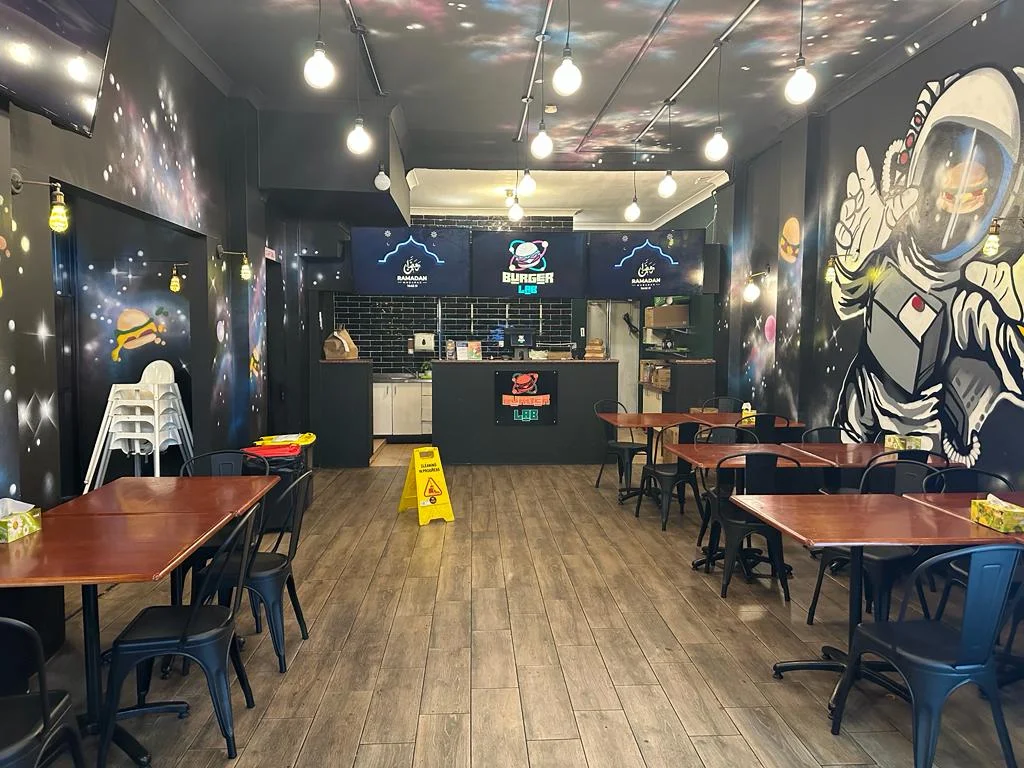 Vibe, Burger Lab