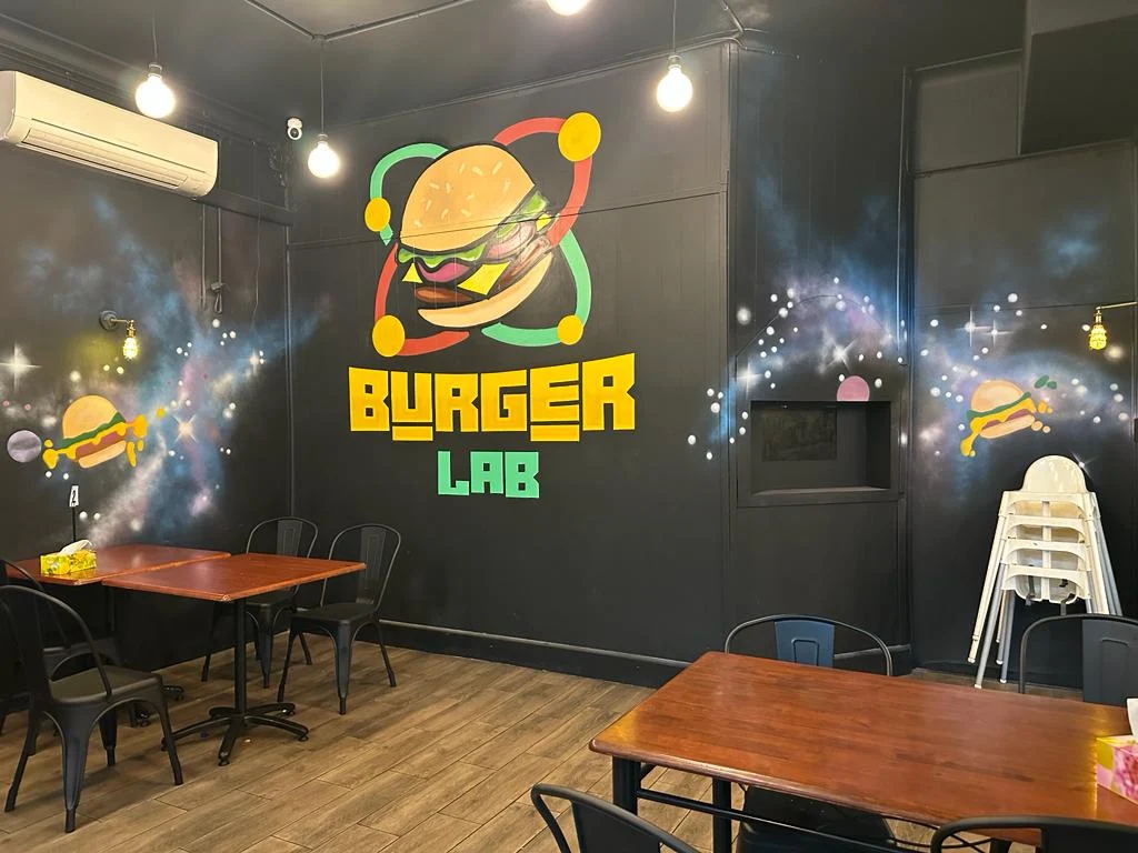 Vibe, Burger Lab