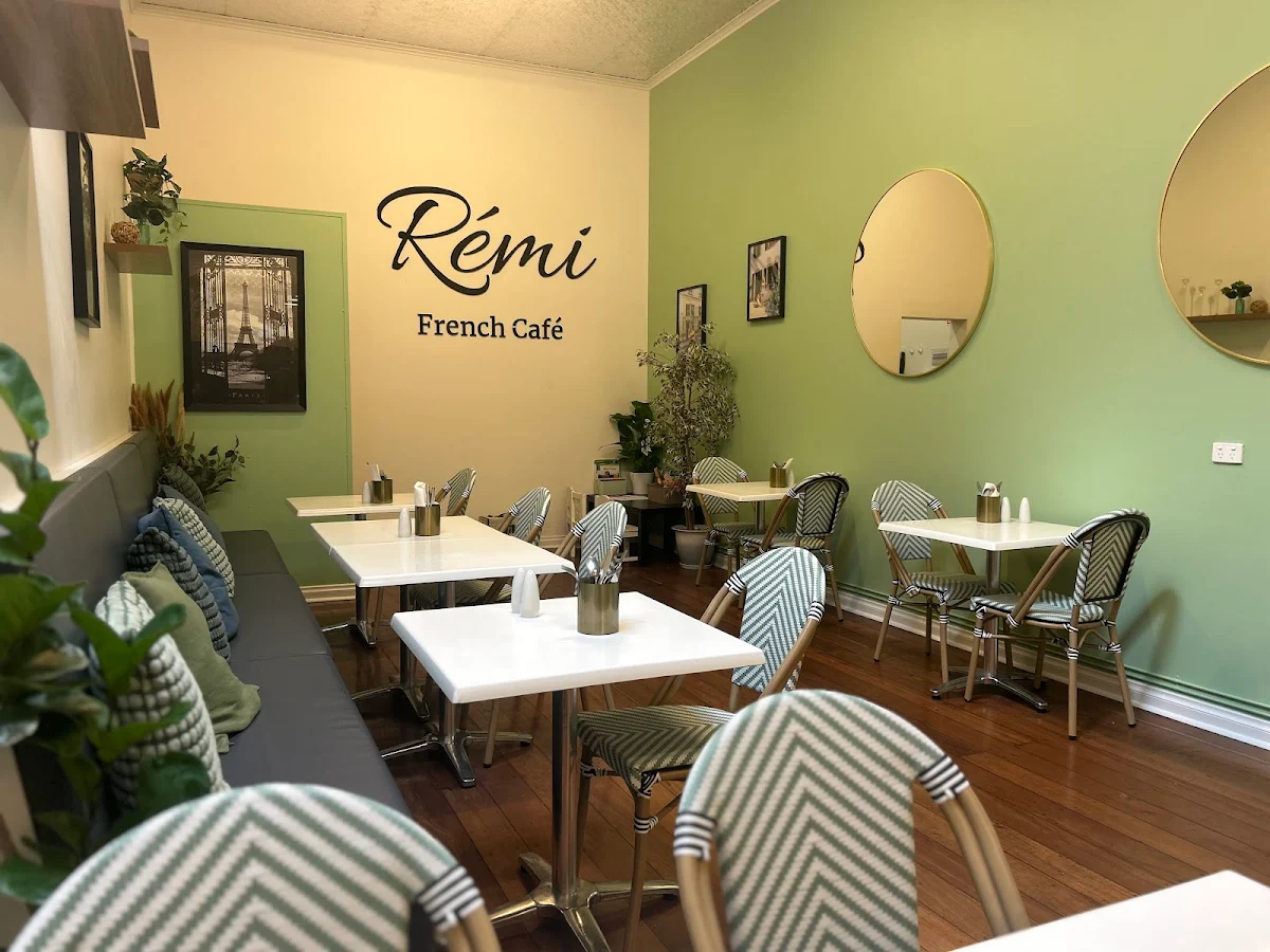 Remi French Cafe cover