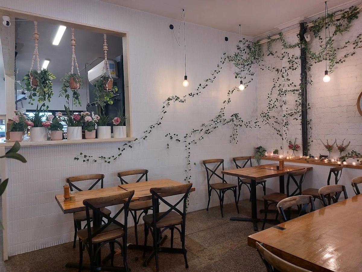 Vibe, Ripples Cafe n Co