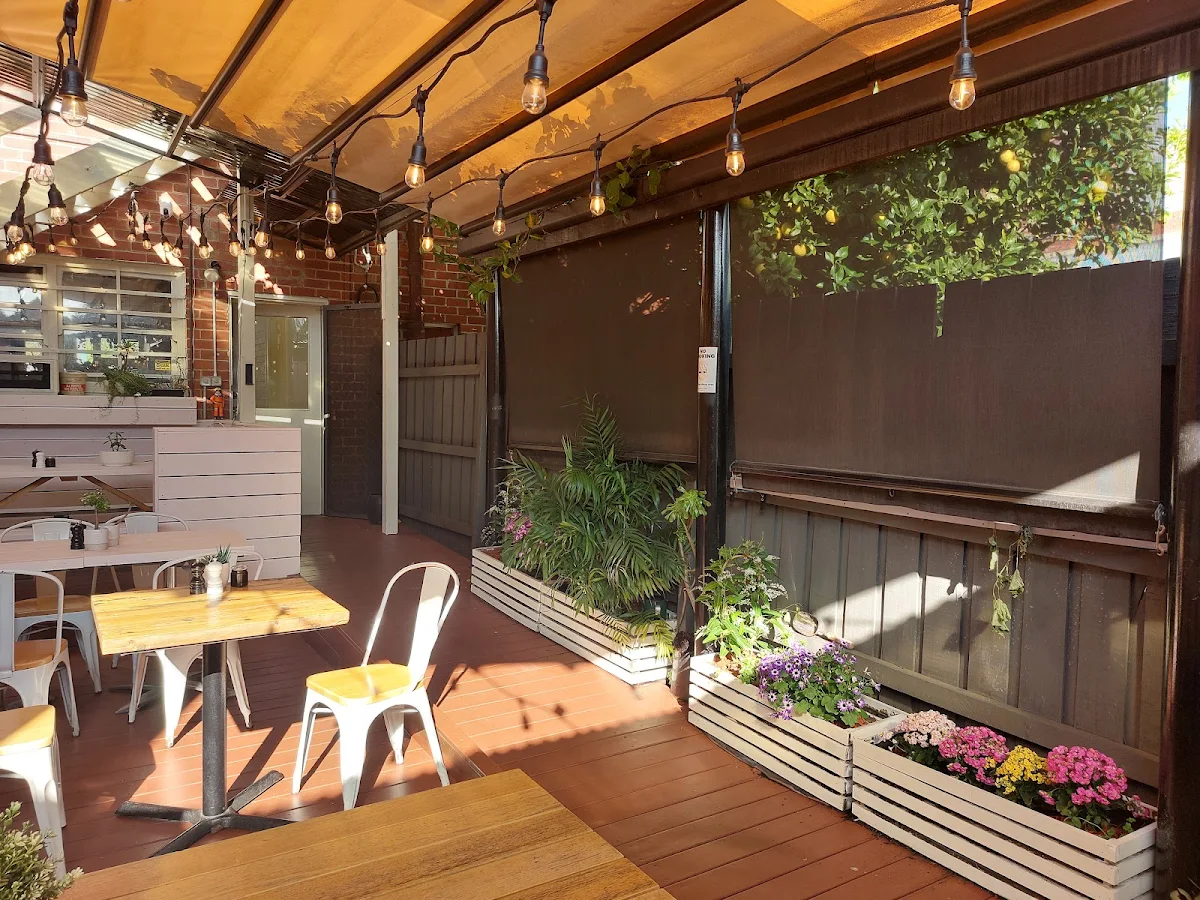 Vibe, Ripples Cafe n Co