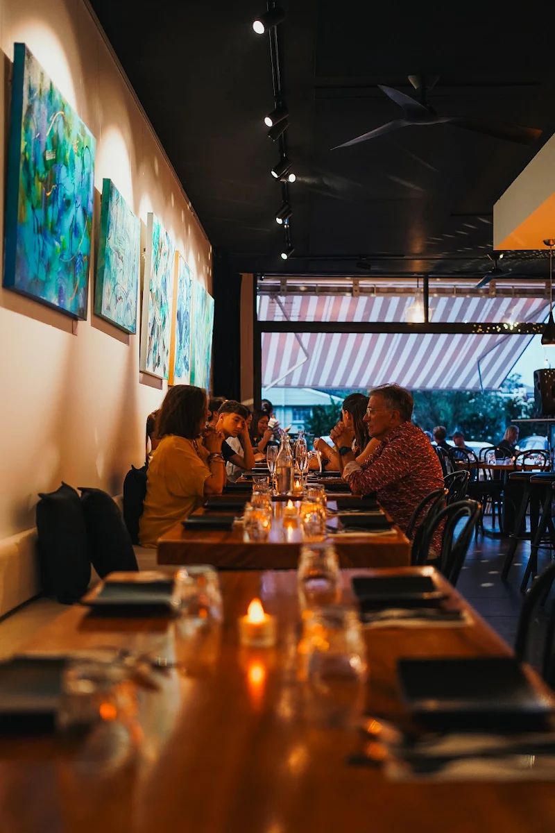 Vibe, Cin Cin Restaurant & Wine Bar