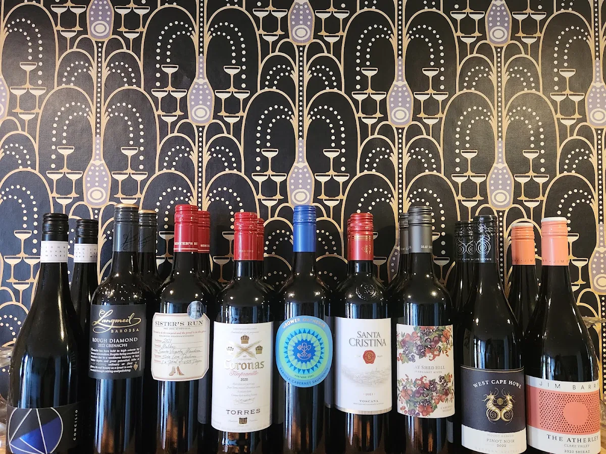 Vibe, Cin Cin Restaurant & Wine Bar