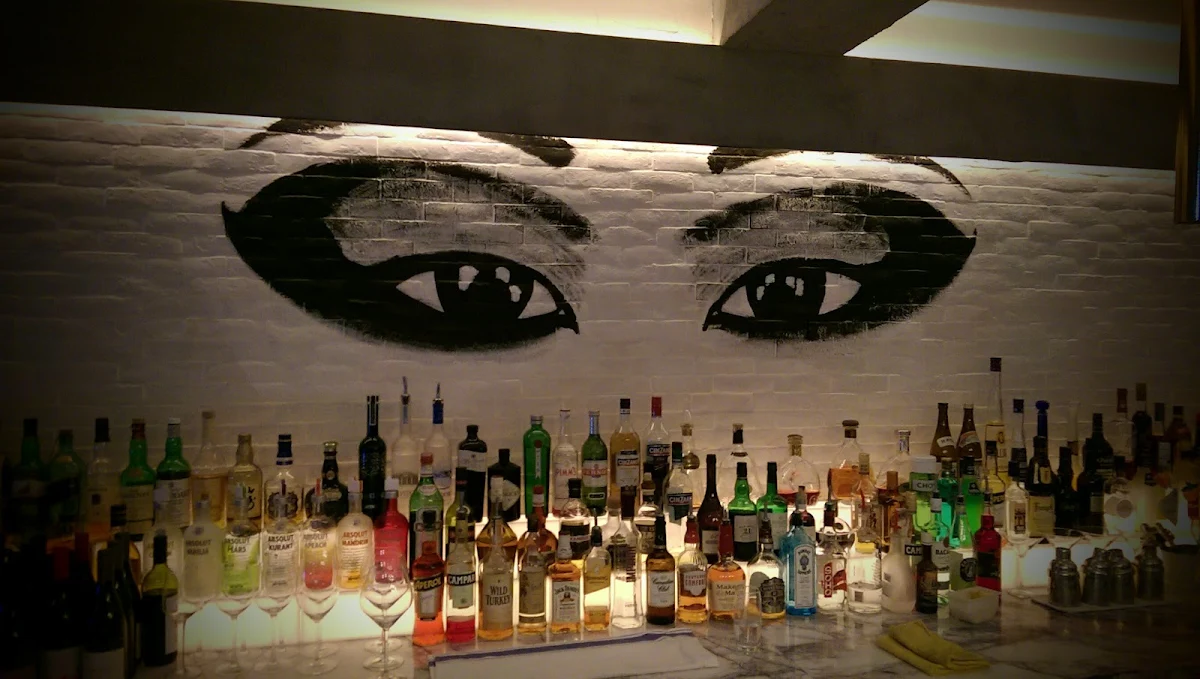 Vibe, Mahjong Restaurant
