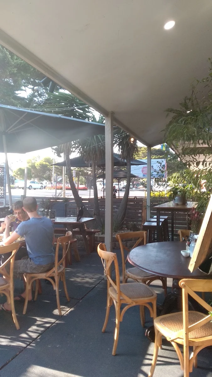 Vibe, Fig and Olive Steakhouse & Seafood Restaurant