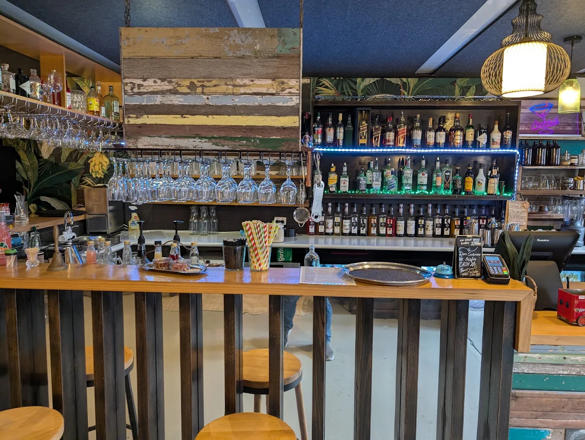 Vibe, Fig and Olive Steakhouse & Seafood Restaurant