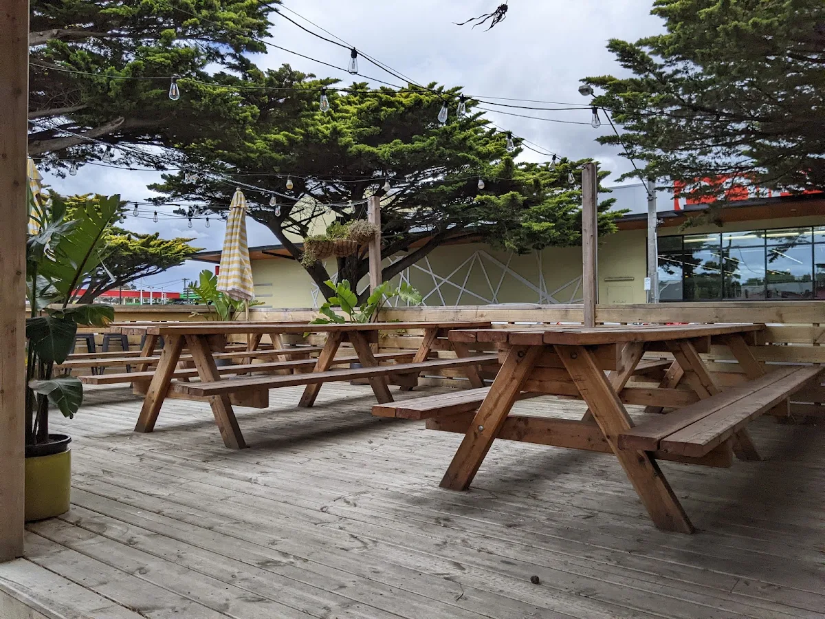 Vibe, Fig and Olive Steakhouse & Seafood Restaurant