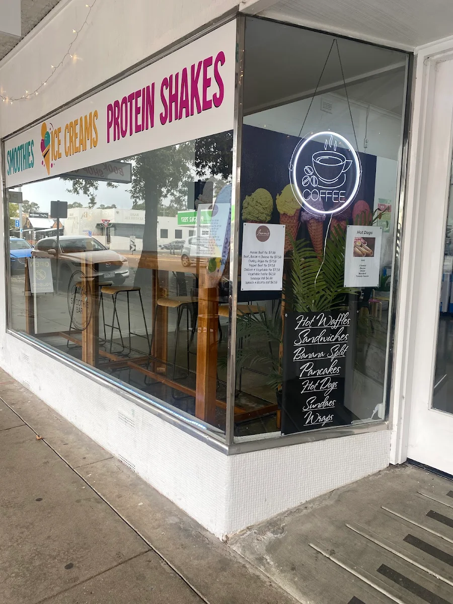 Menu, Chill Out Smoothie Bar