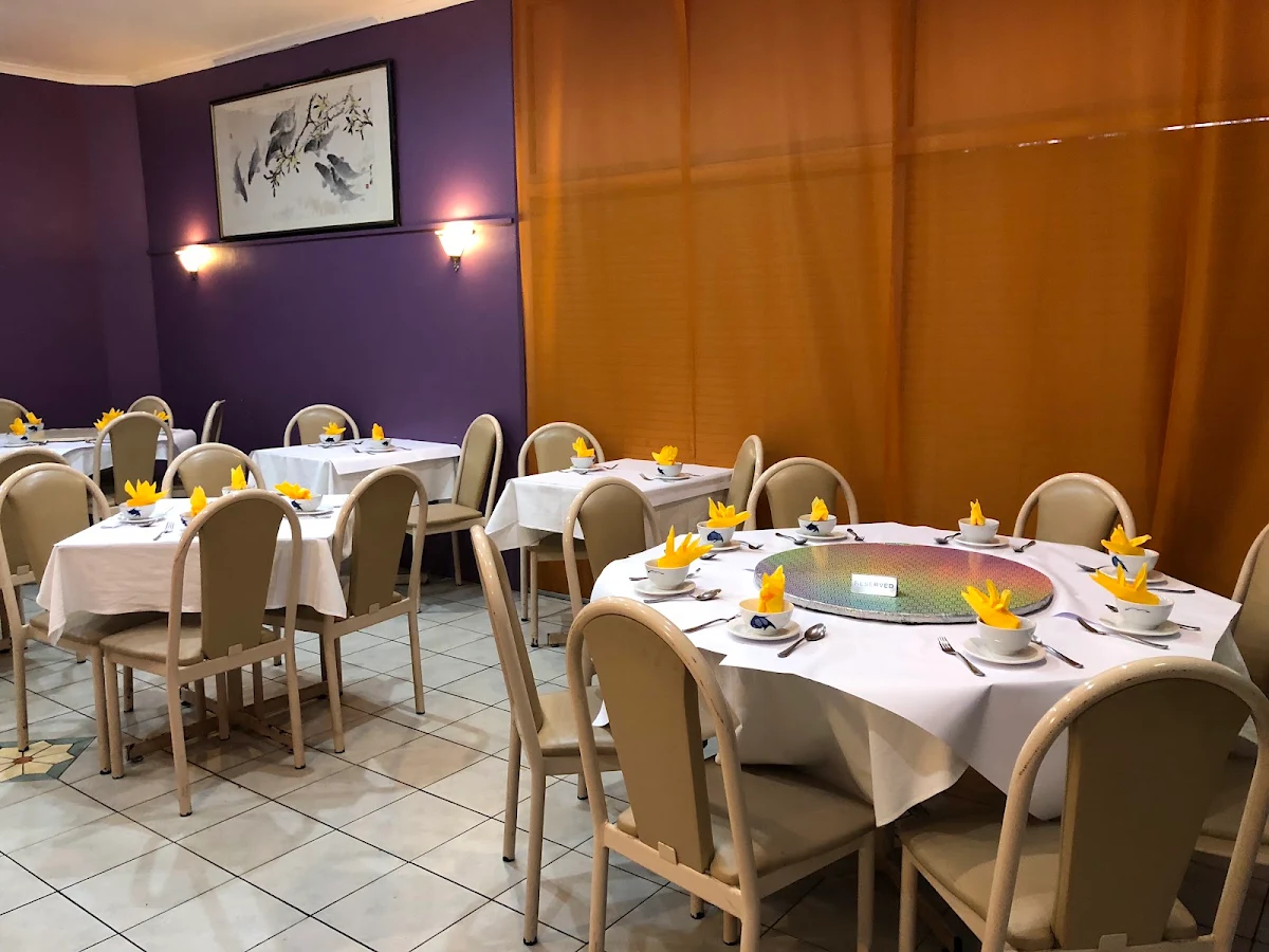 Vibe, Monas Chinese Kitchen Kincumber