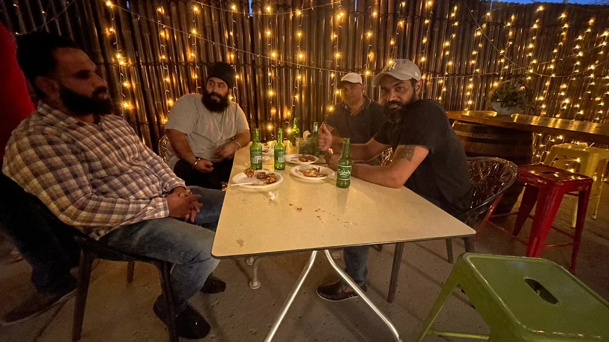 Vibe, Harry's Pizza & Skewers Riverstone