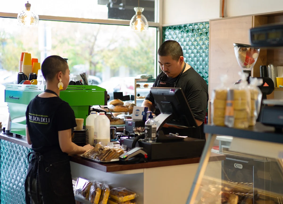 Vibe, The Don Deli