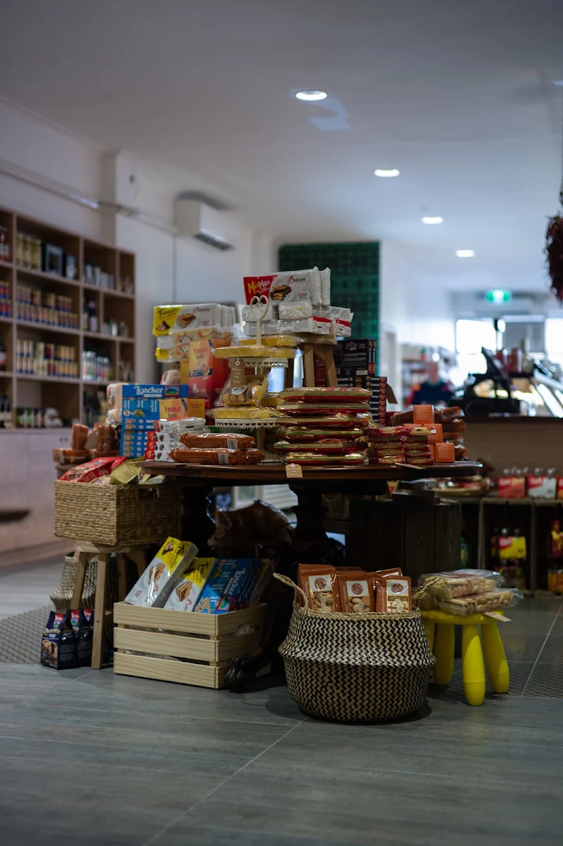 Vibe, The Don Deli
