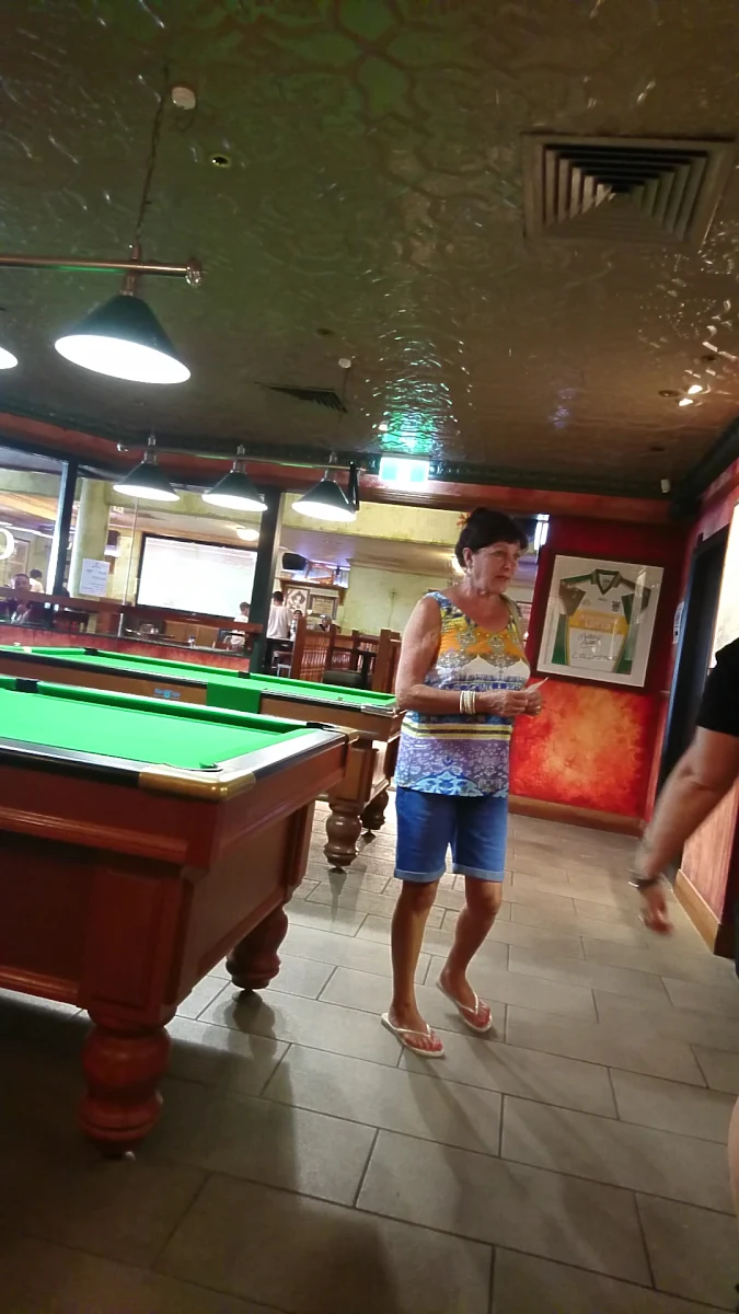 Vibe, Paddy's Irish Pub & Grill
